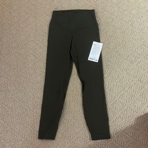 Lululemon align HR Pant 25” dark olive size 6